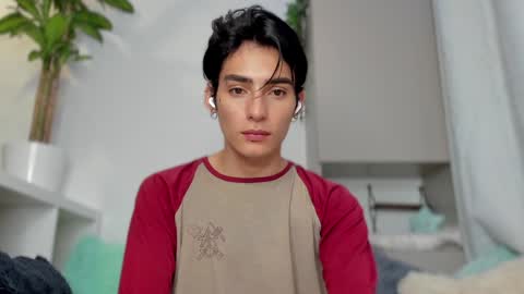 sebastian online show from January 10, 4:01 am