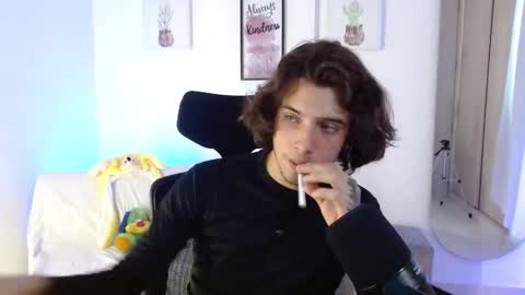Sebas online show from February 25, 3:42 pm