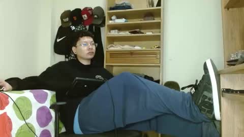 Sebas online show from February 20, 4:28 am