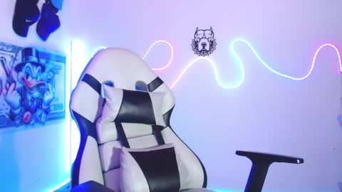 Sebastian online show from March 25, 5:42 pm