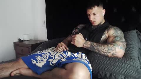 Sebastian online show from March 29, 6:09 pm