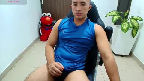 juan  sebastian online show from October 10, 5:08 pm