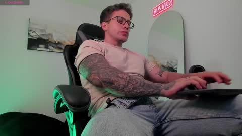 Lucian Sinclair online show from January 24, 12:52 am