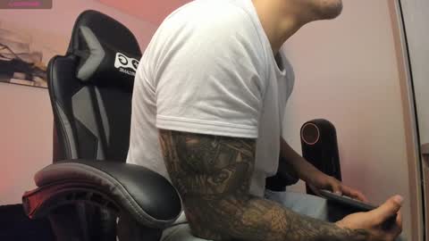 Lucian Sinclair online show from December 27, 12:39 am