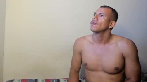 Snapshot of sebastianp13 chatting on December 5, 7:10 am sebatian palacios online show from December 5, 7:10 am