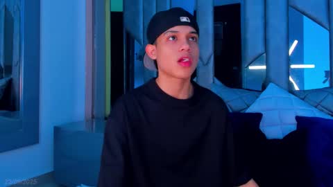 Sebastian online show from September 23, 4:39 am