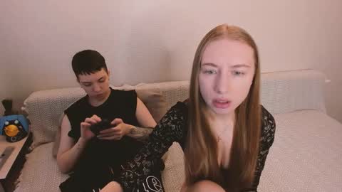 Amanda and  pair in a real life we love each other but can play with you online show from February 6, 5:33 am