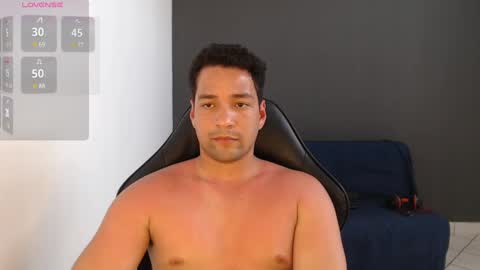 Snapshot of secretboy5000 chatting on January 13, 4:41 pm Jex online show from January 13, 4:41 pm