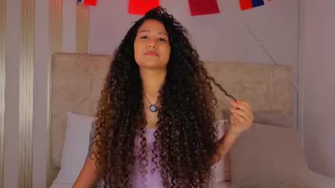 secretestrell online show from July 7, 7:23 am