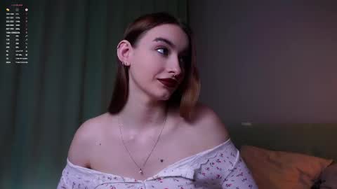 Lily online show from March 11, 1:25 pm