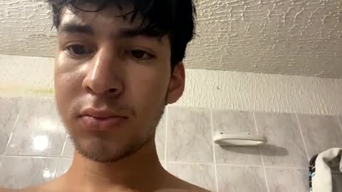 secreto_chat_ online show from September 12, 11:51 pm