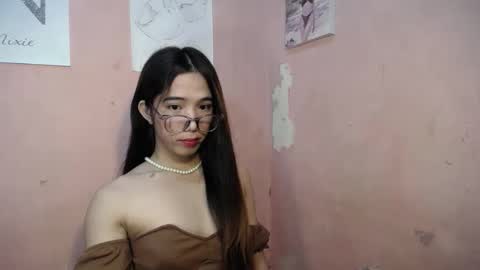 JUST CALL ME ABIA  online show from February 8, 7:59 am