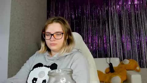 seductive_she_wolf online show from March 8, 5:11 pm