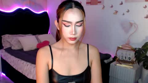 Vanessa online show from March 18, 7:09 pm