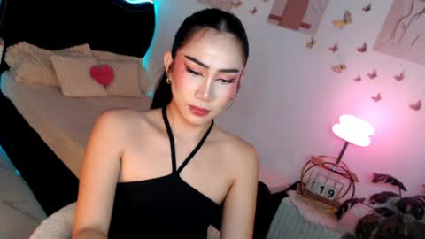 Vanessa online show from June 18, 6:02 pm