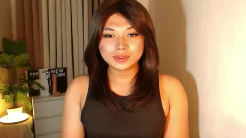 Deluxe online show from October 31, 8:59 am