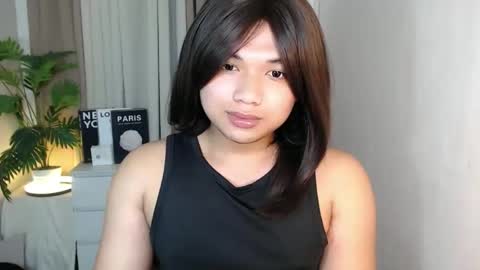 Deluxe online show from February 11, 5:17 pm