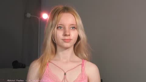 See Its honey bunny  im Lana online show from July 26, 4:15 pm