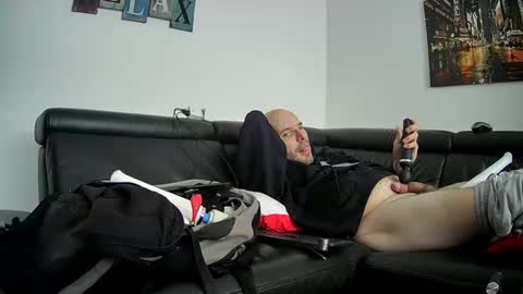 Sebastian online show from January 4, 11:54 am