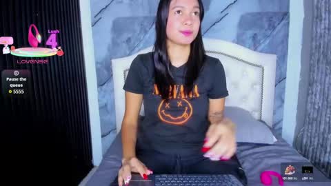 Selena Fox  online show from September 19, 12:20 pm