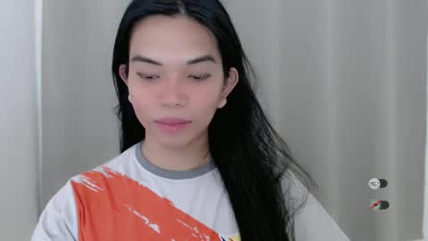 Selena online show from December 18, 8:09 am