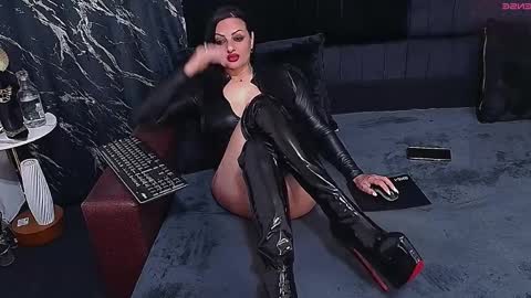 Selene online show from March 28, 5:53 am