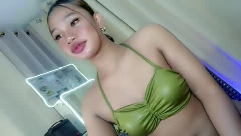 Jessy online show from June 24, 3:08 pm