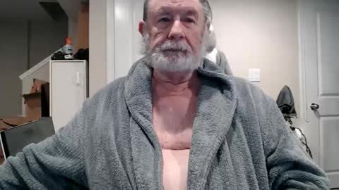 selkie2s online show from February 15, 5:11 pm