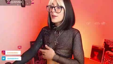 Snapshot of selvalentinex chatting on October 23, 4:03 am online show from October 23, 4:03 am