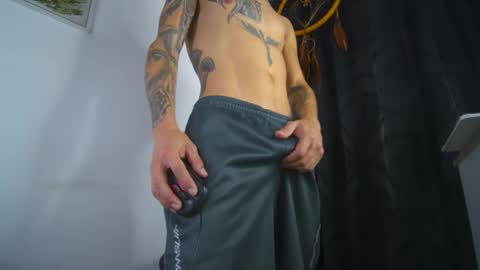 sem_alas online show from September 14, 8:43 pm