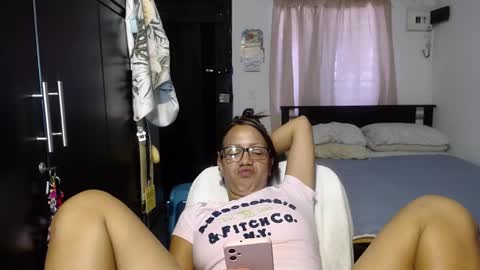 Snapshot of sensual_natalie chatting on January 15, 7:23 pm sensual_natalie online show from January 15, 7:23 pm
