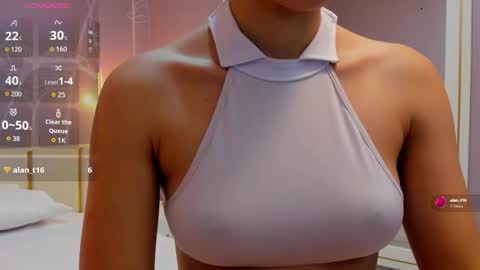 Sophie     online show from October 22, 10:18 am