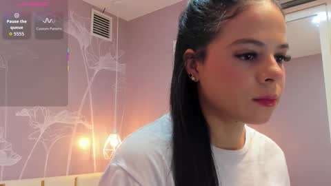 Sophie     online show from October 2, 10:14 am