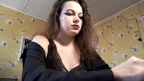 May online show from February 25, 8:18 am