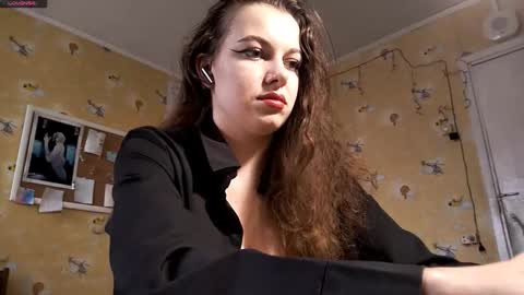 May online show from February 16, 9:07 am