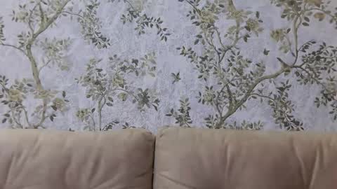 serayarose_ online show from September 8, 3:22 pm