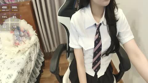 Serena online show from April 11, 11:14 am