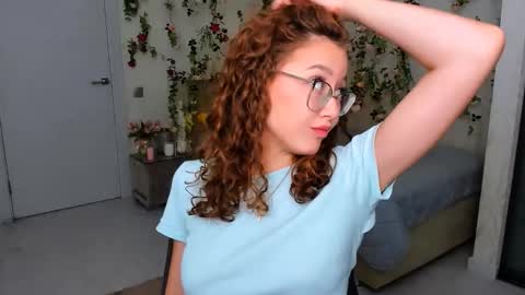 Ophelia online show from September 17, 4:21 pm