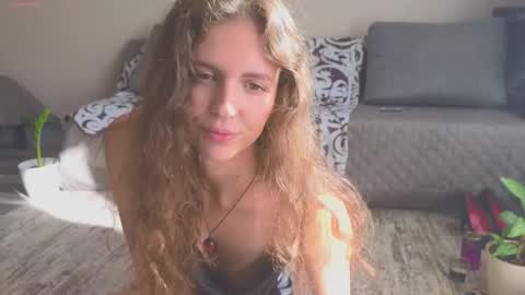 Hey Guys and Girls non-binary personalities  Im Sereta online show from September 30, 10:04 am