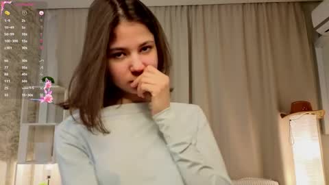 Melissa online show from April 27, 8:17 pm