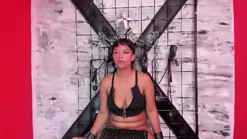 servant_of_pain online show from July 4, 7:17 pm