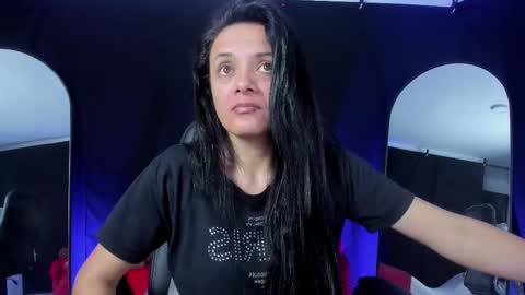 LUCERO online show from November 15, 6:26 am