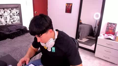 david  online show from March 8, 8:35 pm