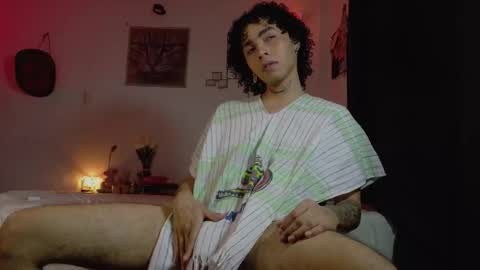 Alexis online show from March 3, 1:01 am