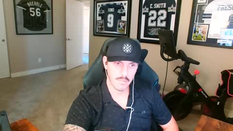 sex_l0v3r online show from December 2, 9:23 pm