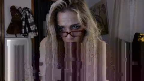 Sexi Chrisly online show from December 4, 1:49 am