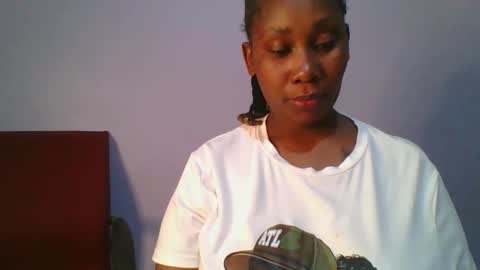 Maggie online show from September 14, 5:25 pm