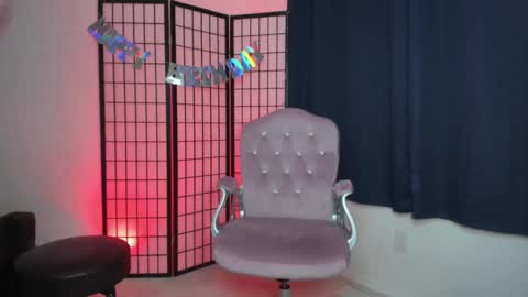 Sexpot Jess online show from January 4, 10:24 pm