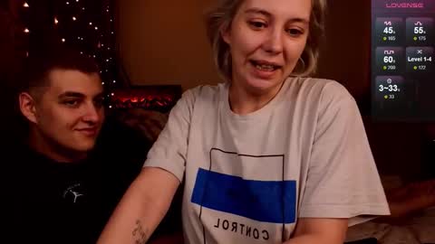 sexvibecouple online show from January 18, 9:02 pm