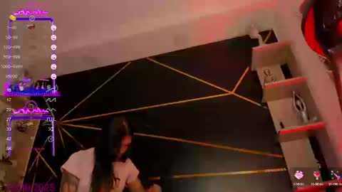 Tifanny Benitez  online show from September 10, 2:51 pm